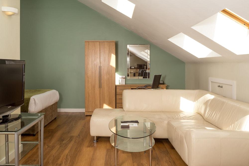 Roomzzz Leeds City West Bagian luar foto
