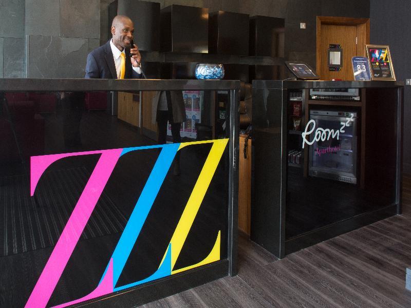 Roomzzz Leeds City West Bagian luar foto